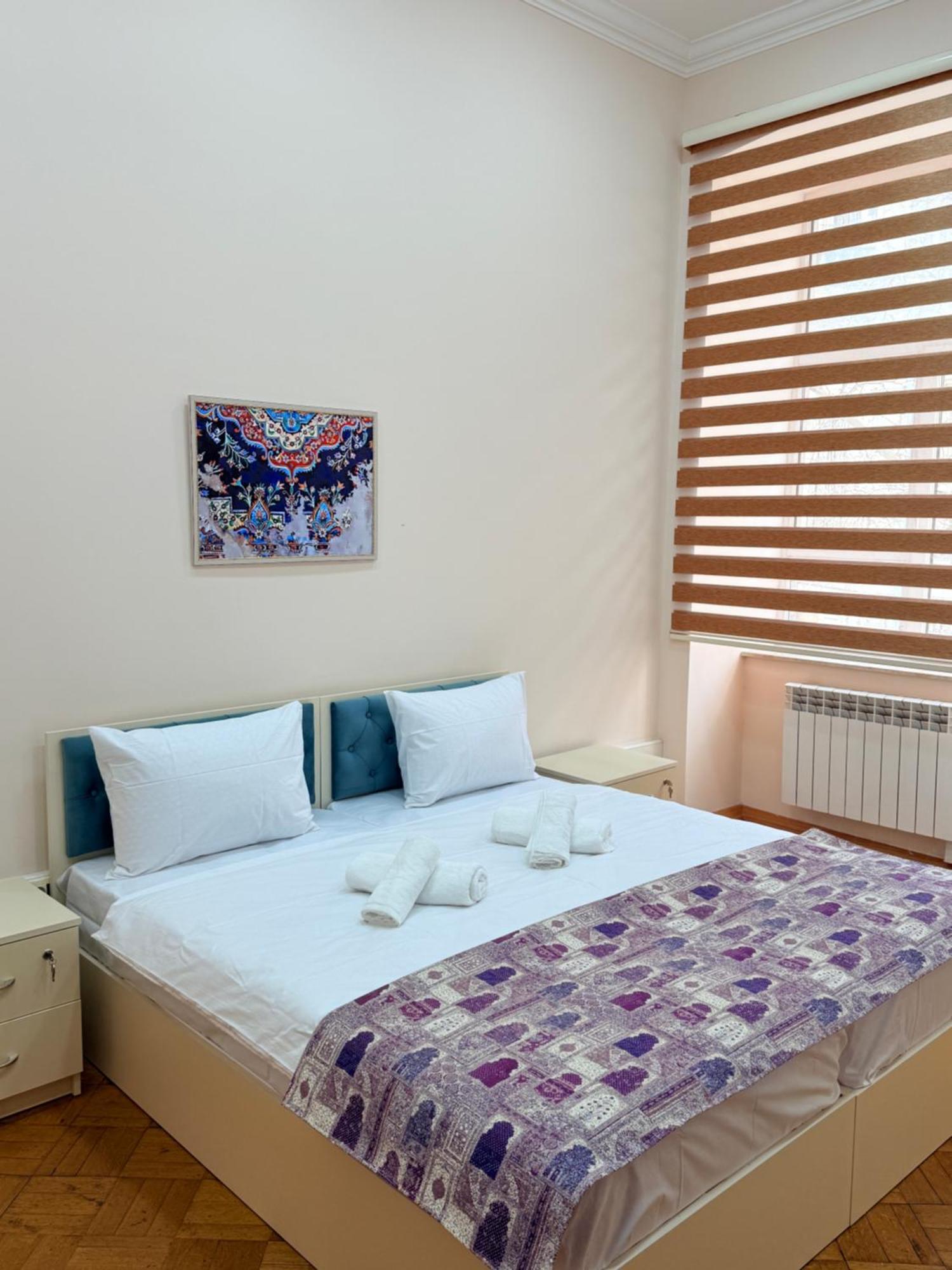 Alara Inn Hostel & Hotel Баку Екстериор снимка