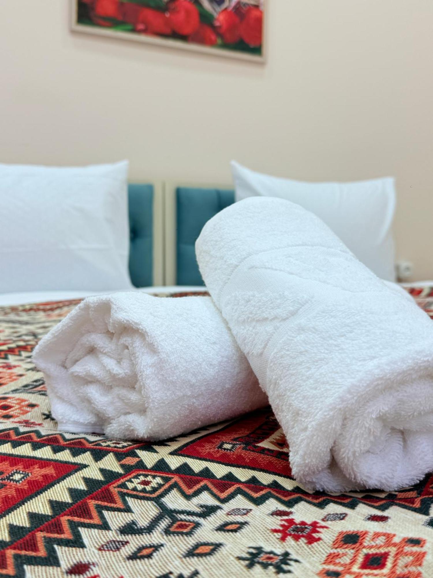 Alara Inn Hostel & Hotel Баку Екстериор снимка