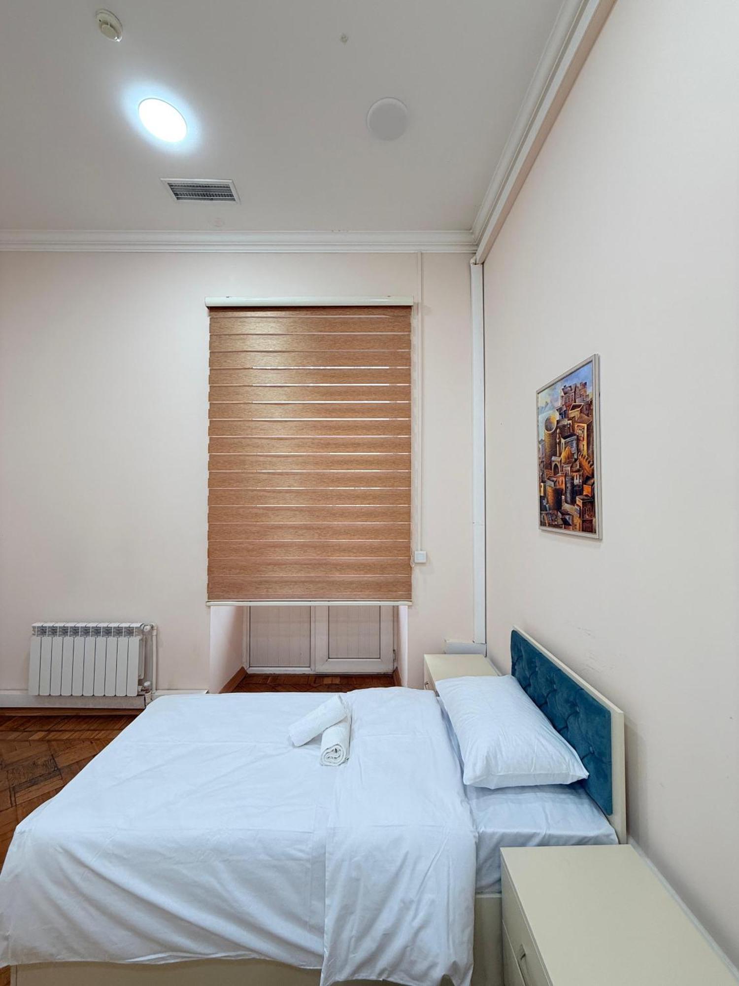 Alara Inn Hostel & Hotel Баку Екстериор снимка