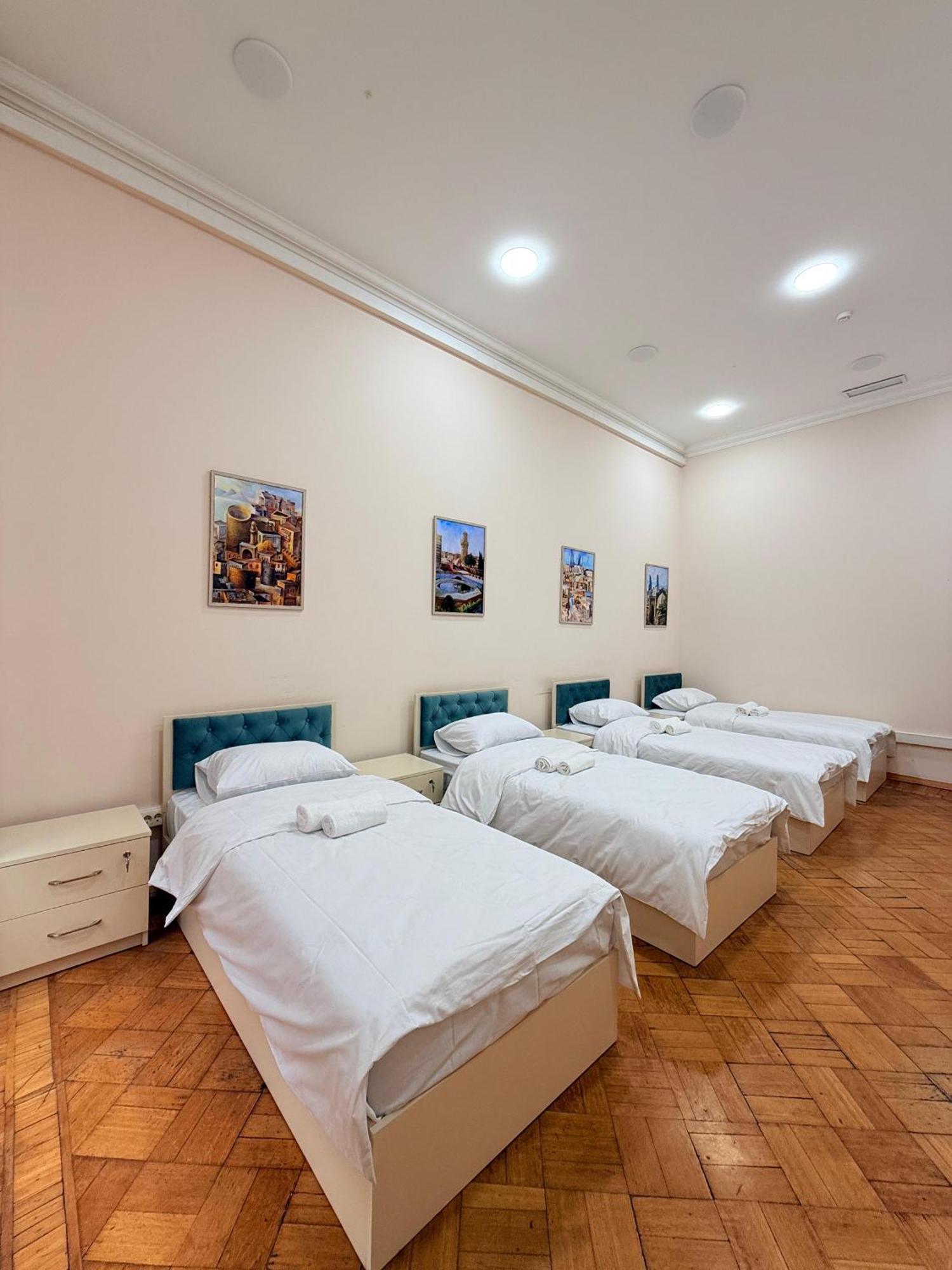 Alara Inn Hostel & Hotel Баку Екстериор снимка