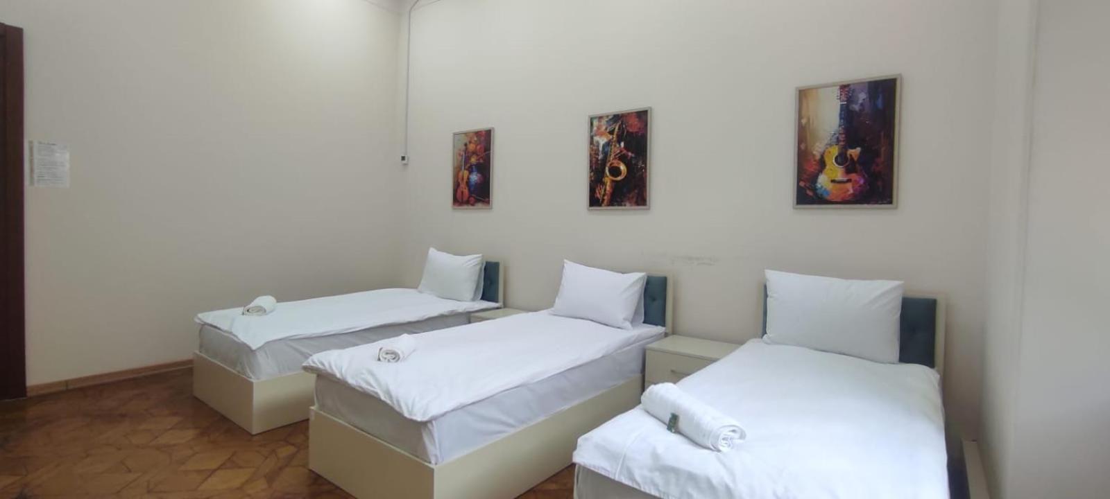 Alara Inn Hostel & Hotel Баку Екстериор снимка