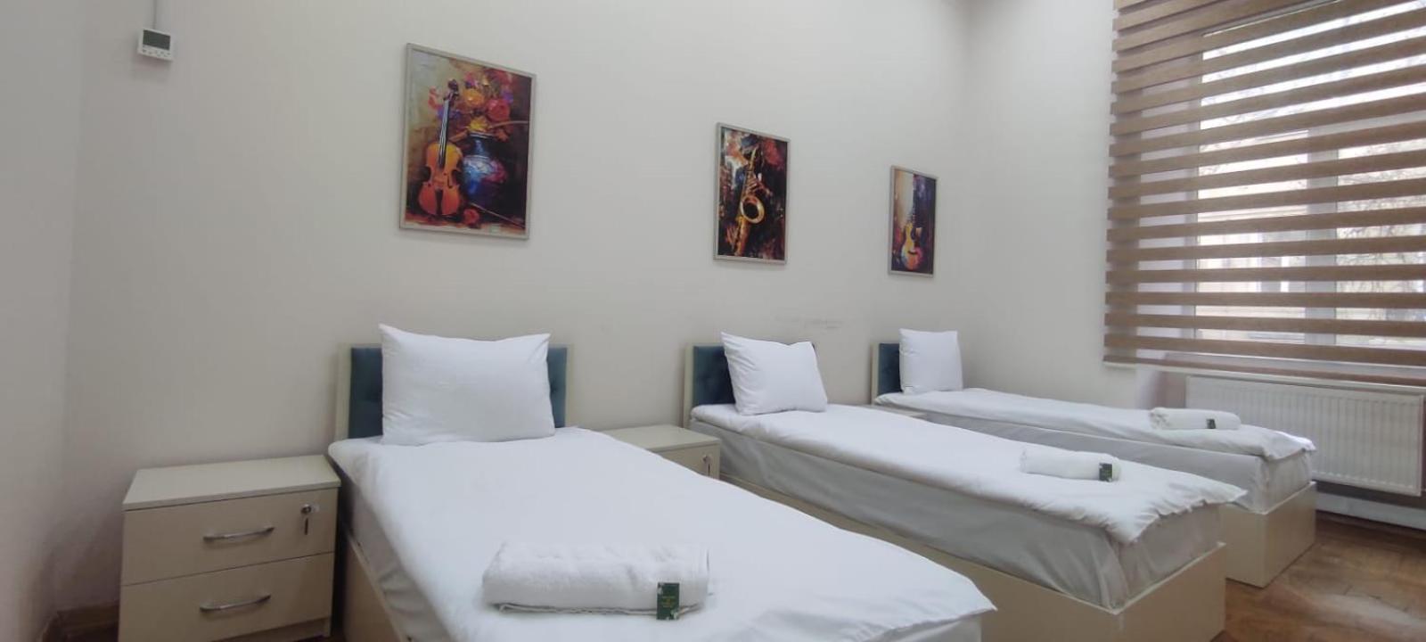 Alara Inn Hostel & Hotel Баку Екстериор снимка